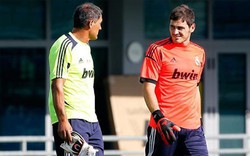 Casillas tiếp tục “chọc giận” Mourinho