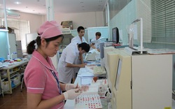 Phó Chủ tịch Hà Nội chỉ đạo xử lý vụ &#34;nhiều bệnh viện thờ ơ xin cấp phép&#34;
