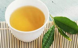 Uống chè xanh ngay sau bữa ăn sẽ gây hại