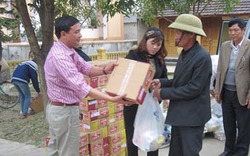 Nghệ An: Trao quà cho nông dân nghèo đón Tết