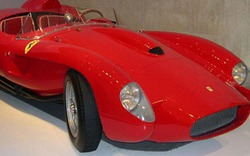 Xế cổ Ferrari 250 Testa Rossa được bán với giá 40 triệu USD