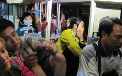Thừa Thiên-Huế: Xe 46 chỗ &#34;nhét&#34; 75 hành khách