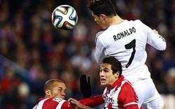 Kinh hoàng pha bóng Ronaldo suýt khiến đối thủ gãy cổ