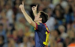 Messi cân bằng kỉ lục của huyền thoại Telmo Zarra