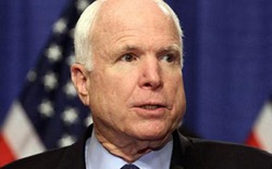 Thượng nghị sĩ John McCain kêu gọi tấn công quân sự Syria