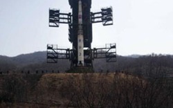 Mỹ, châu Âu “nối giáo” cho Triều Tiên sản xuất tên lửa?