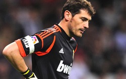 Arsenal tái khởi động kế hoạch Casillas