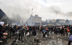 Người biểu tình Ukraine tái chiếm Quảng trường Độc lập 