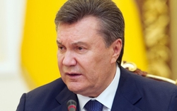 Ukraine phát lệnh truy nã tổng thống bị lật đổ Yanukovych