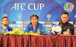 HLV Phan Thanh Hùng muốn chinh phục AFC Cup