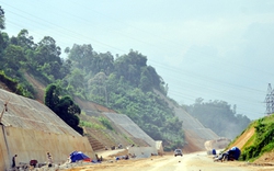 Thông xe 26,1km cao tốc địa phận Lào Cai