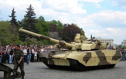 So sức mạnh tăng chủ lực Oplot-M của Ukraine và T-90 của Nga