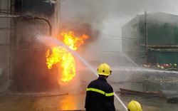 Cháy lớn tại nhà máy gỗ MDF Quảng Trị