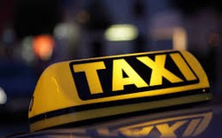 Taxi &#34;dù&#34; ép khách ngoại trả cước gấp... 20 lần