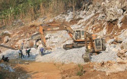 Mường Lát &#40;Thanh Hóa&#41;: Ngang nhiên nổ mìn, khai thác đá trái phép