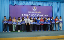 ĐH Văn Hiến dành 2,5 tỉ đồng học bổng mùa tuyển sinh 2014