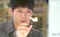 Nhìn lại 1 năm toả sáng của “hoàng tử” Park Yoochun