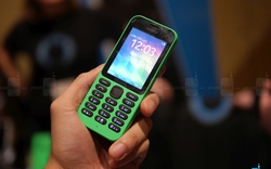 Cận cảnh Nokia 215 giá siêu rẻ của Microsoft