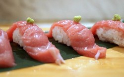 Vì sao sushi cá ngừ Nhật là món ăn đắt nhất thế giới? 