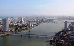 Đà Nẵng dừng xây dựng tháp hải đăng trên sông Hàn