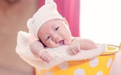 Cận cảnh vẻ đáng yêu của “cô út” 1 tháng tuổi nhà Lý Hải