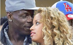 Siêu mẫu nóng bỏng tiếc nuối vì “để sổng” Balotelli