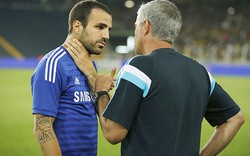 Mourinho &#34;cướp&#34; Fabregas từ Barcelona như thế nào?