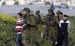 Israel bỏ tù bé gái Palestine 14 tuổi vì tội ném đá