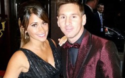 Messi lãng mạn bên bạn gái và con trai trong kì nghỉ