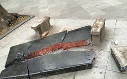 Ghế đá cổ thời Lê lớn nhất Hà Nội bị vỡ tan tành