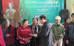 Trung ương Hội NDVN tặng quà Tết nông dân Hà Nam