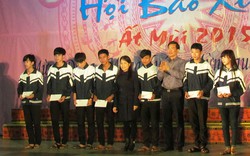 Hà Tĩnh: Những suất quà tết ấm nghĩa tình tại Hội Báo Xuân 2015