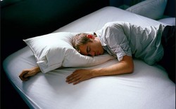 Ngủ nhiều làm tăng nguy cơ đột quỵ?