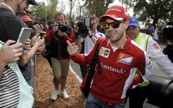 Vettel nói gì sau màn ra mắt Ferrari?