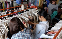 “Buôn may bán đắt” nhờ quần áo cũ online