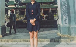 Facebook sao 2/1: Hoa hậu Kỳ Duyên mặc phản cảm đi chùa