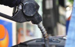 Xăng dầu giảm giá lần đầu tiên trong năm 2016