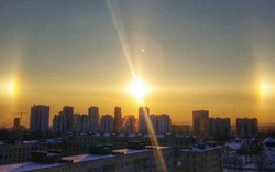 3 mặt trời mọc cùng lúc khiến dân Nga sửng sốt