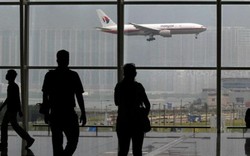 TQ: Trốn tại sân bay một tuần chờ sinh con ở Hong Kong