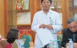 Trưởng khoa BV Bạch Mai bị cảnh cáo vụ tuồn rác thải ra ngoài