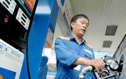 Vì sao Việt Nam chưa thể điều chỉnh giá xăng dầu theo ngày?