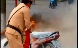 Vụ clip CSGT dập xe máy cháy: Công an tỉnh Thái Bình nói gì?