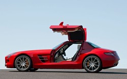 Chiêm ngưỡng siêu xe Mercedes-Benz SLS AMG thứ 3 tại Việt Nam