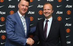 Bênh Van Gaal, Ed Woodward quyết đối đầu với CĐV M.U