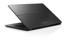 Vaio trình làng bộ ba laptop cao cấp pin trên 10 tiếng