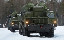 Ngắm hệ thống tên lửa S-400 Triumf bảo vệ bầu trời Moscow