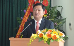 Cách chức Tổng Giám đốc đường sắt mua toa xe Trung Quốc