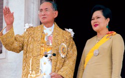 Điều làm nên quyền lực tối thượng của vua Thái Lan