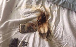 Mỹ: Điện thoại phát hỏa khi sạc trên giường ngủ