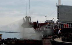 Sang tải hàng gây ô nhiễm vịnh Hạ Long: Cấm rồi lại… nới(!)